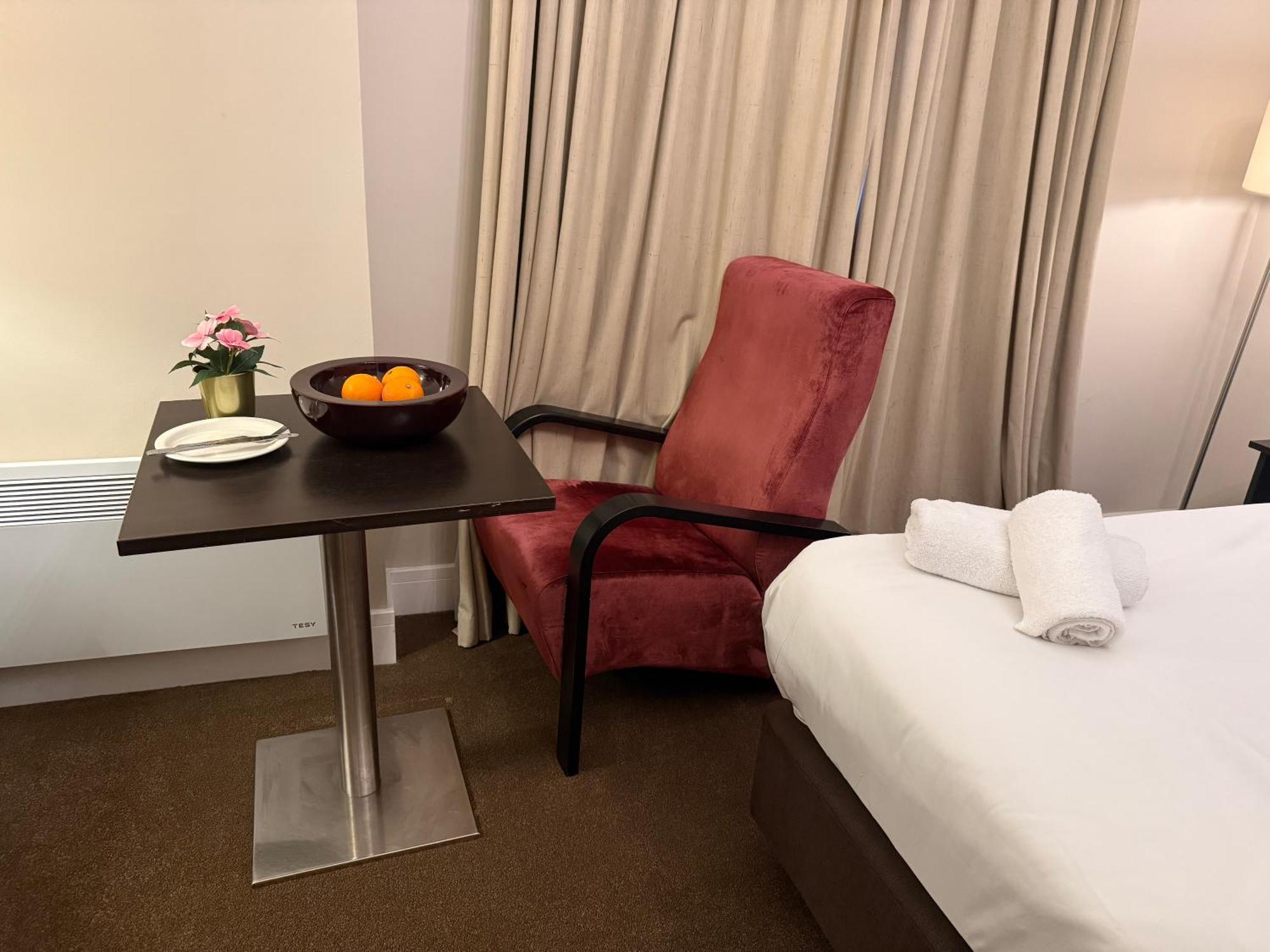 Green Ariana Hotel - Near Wembley And Central Londra Exterior foto
