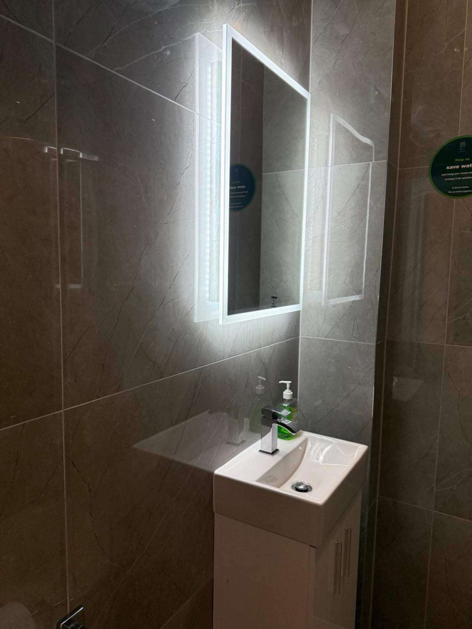 Green Ariana Hotel - Near Wembley And Central Londra Exterior foto